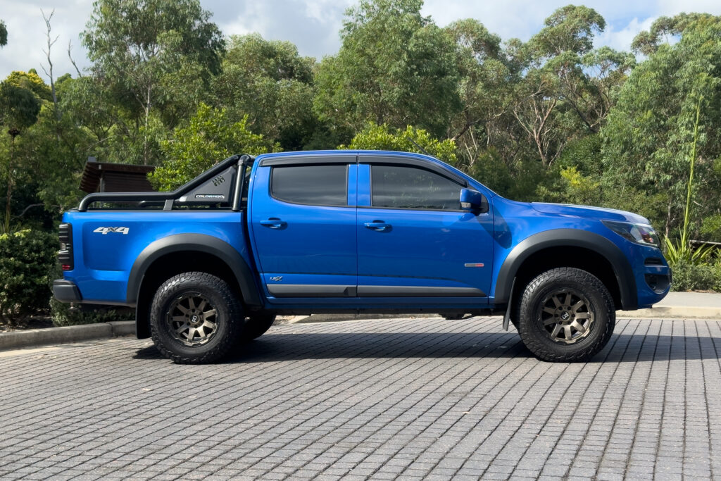 Car Image 11