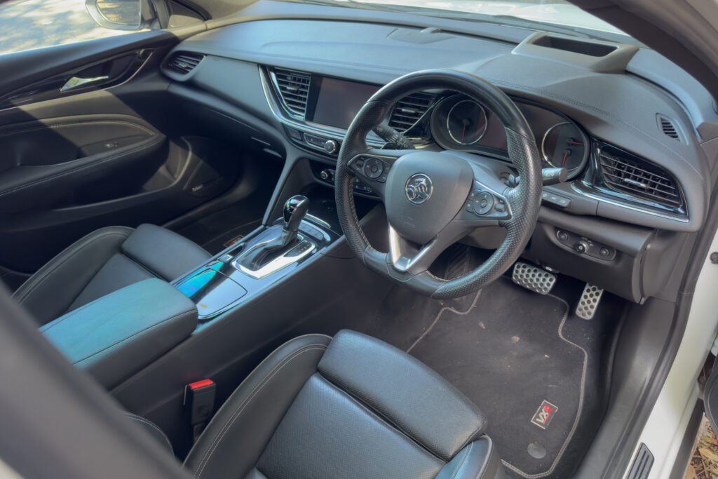 Car Image 13