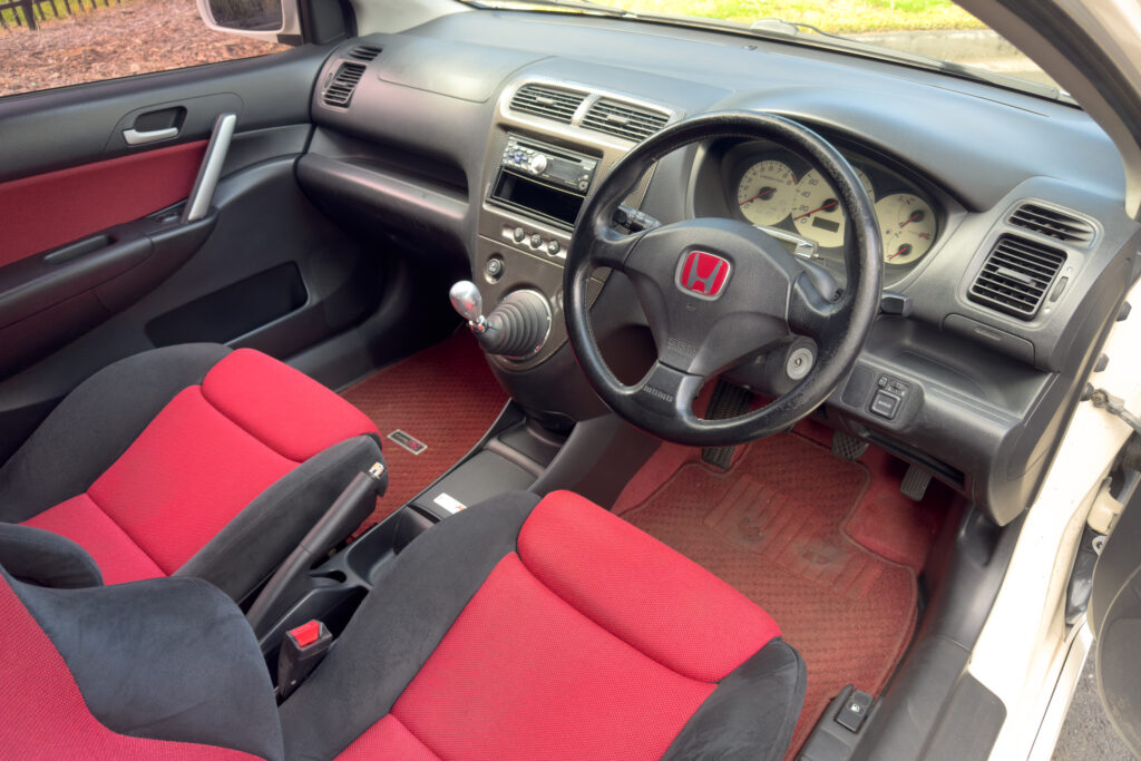 Car Image 11