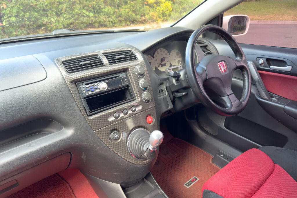 Car Image 14