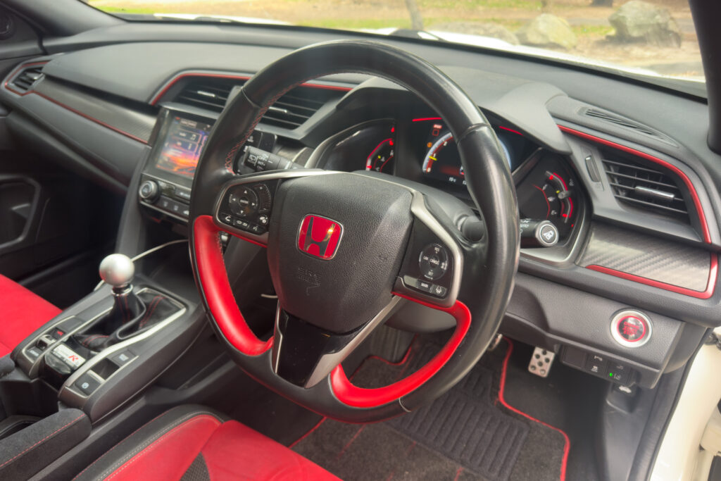 Car Image 18