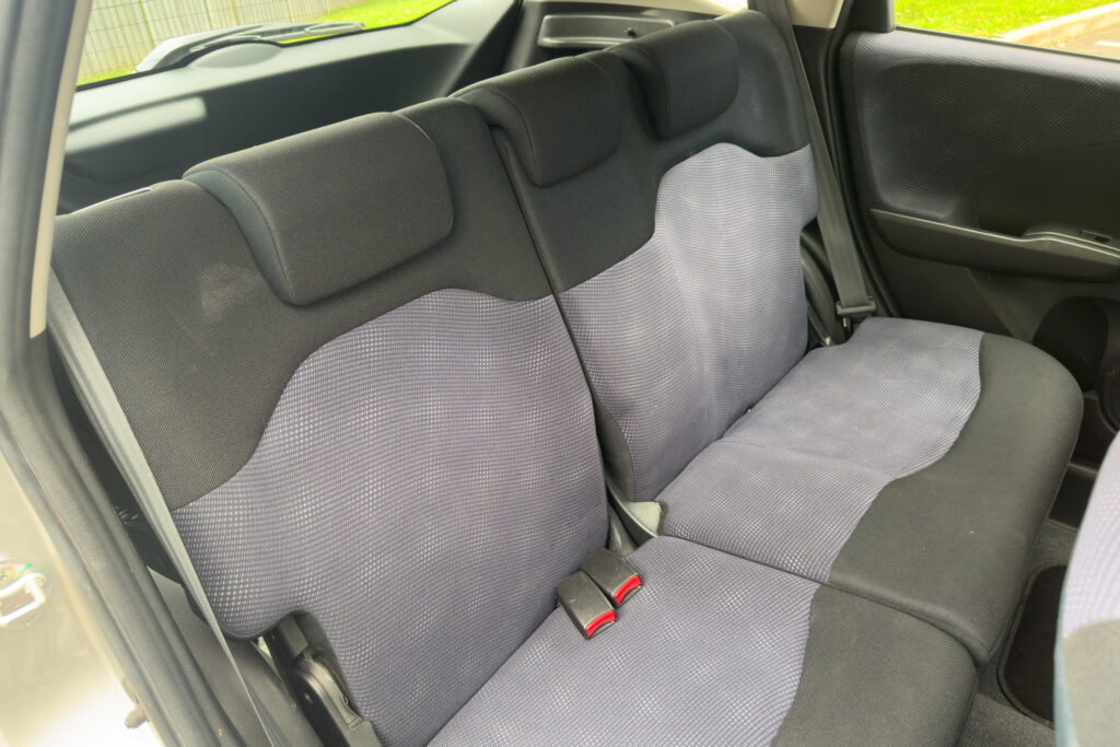 Car Image 16