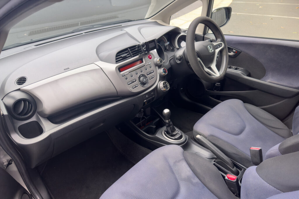 Car Image 17