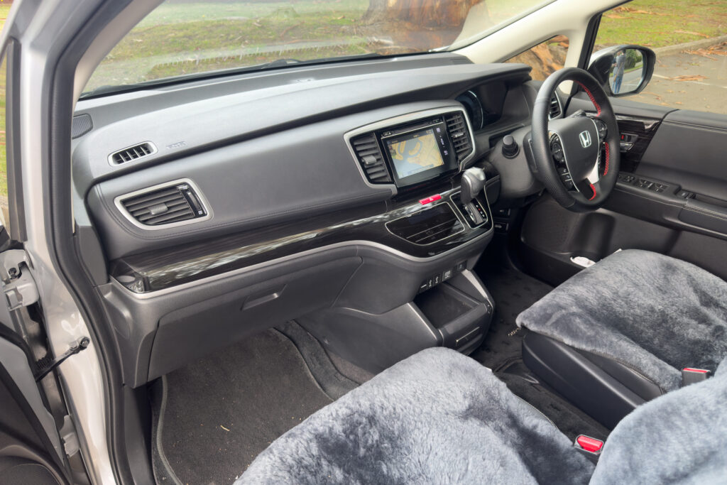 Car Image 14