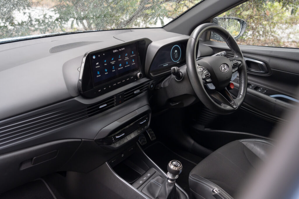 Car Image 21