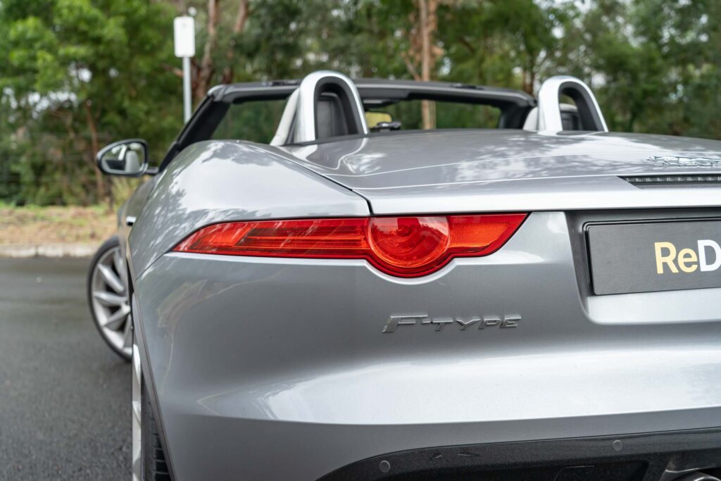 Car Image 8