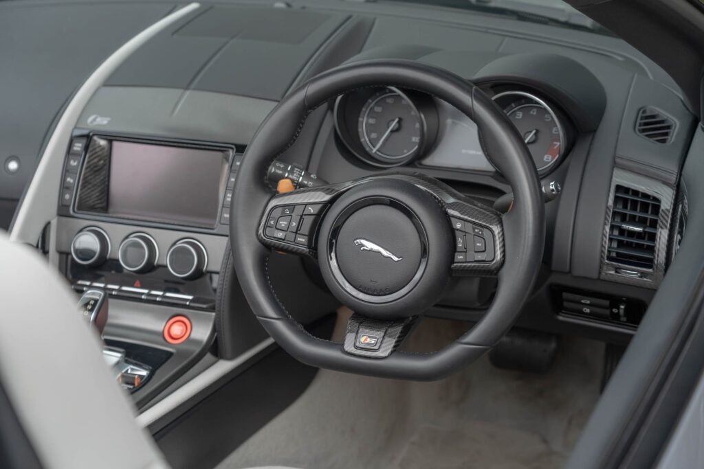 Car Image 15