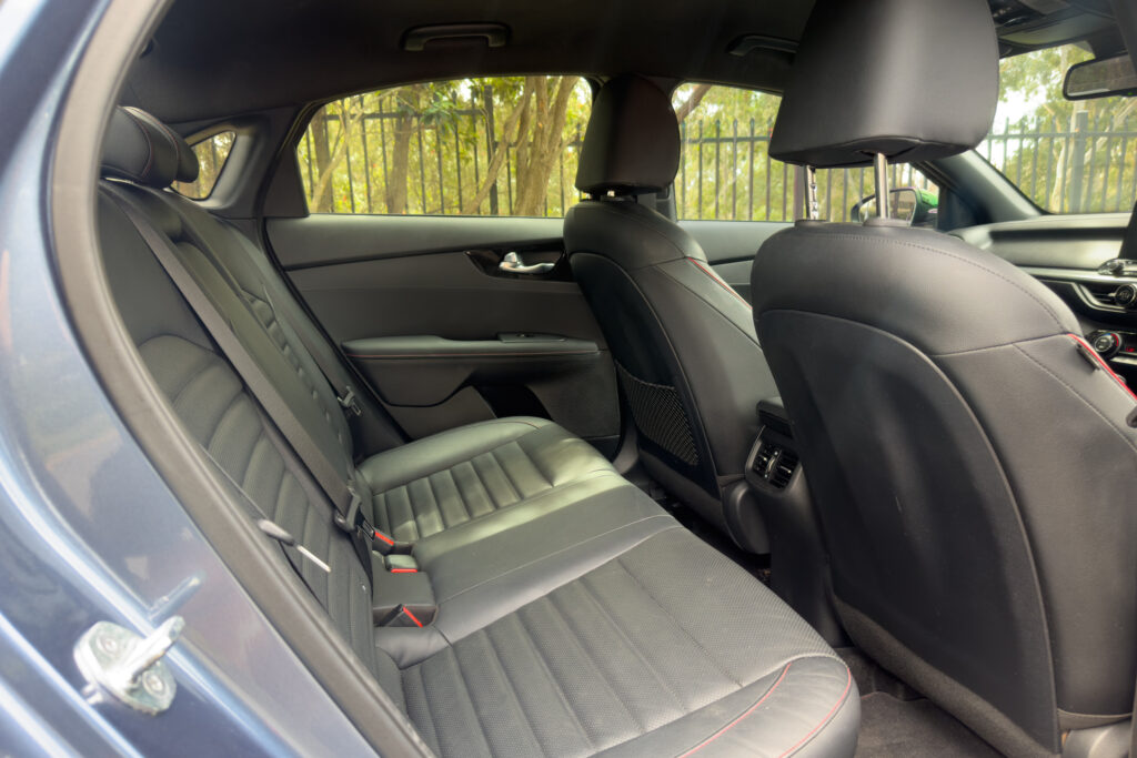 Car Image 18