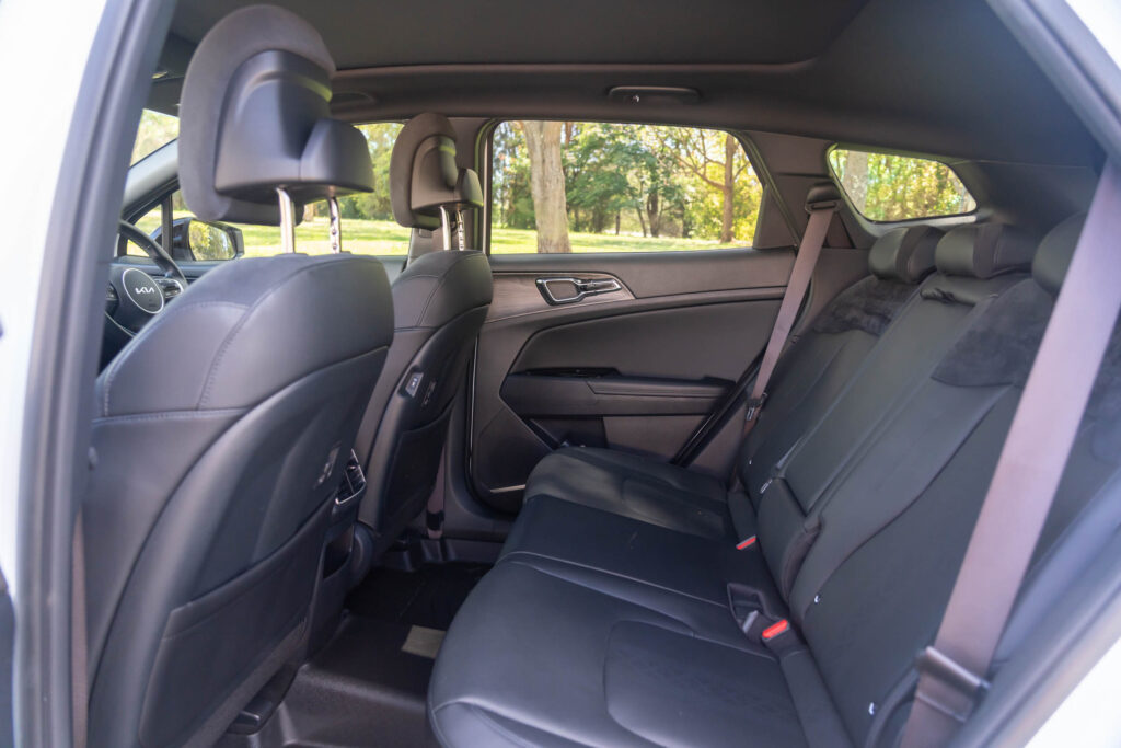 Car Image 23