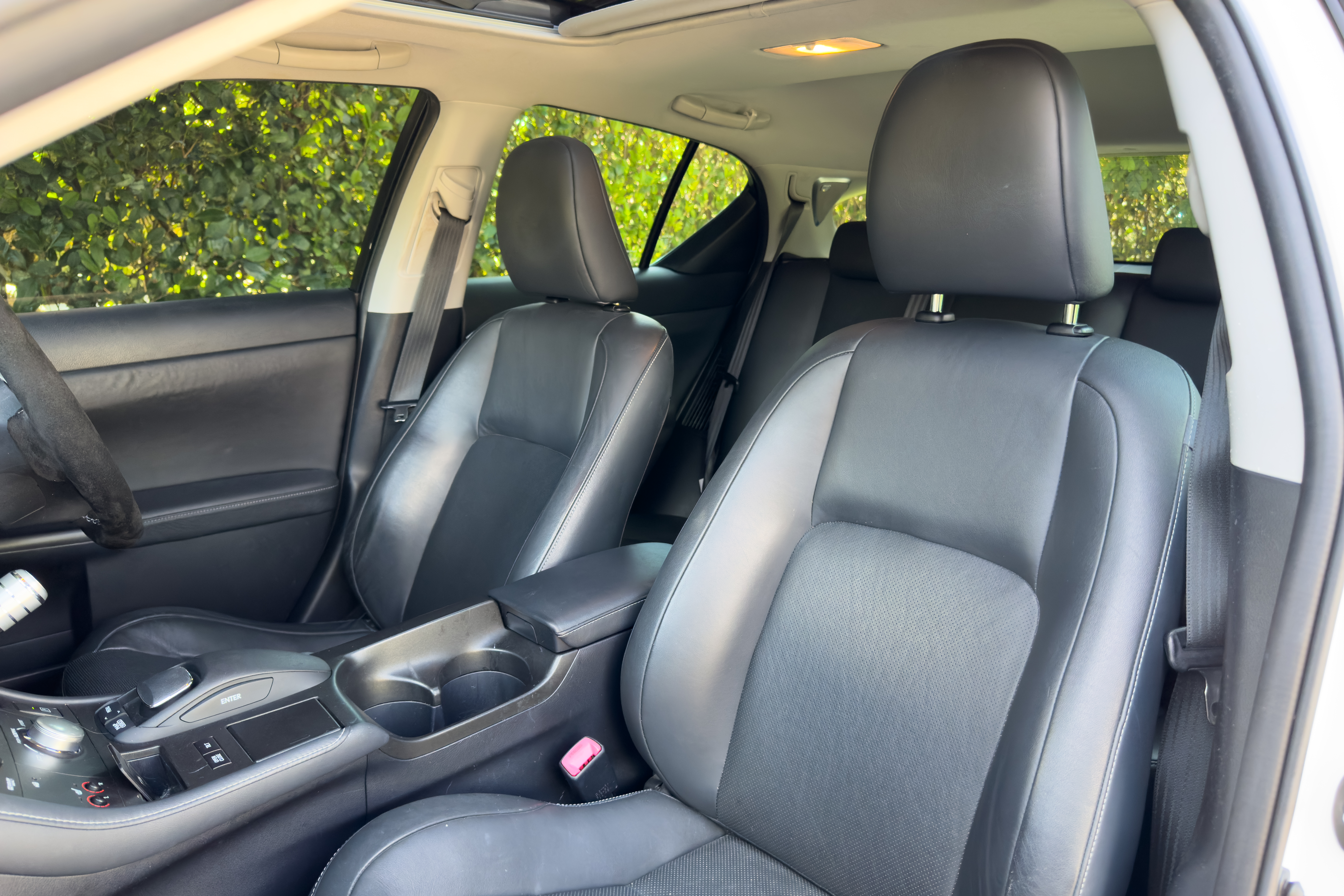 Car Image 13