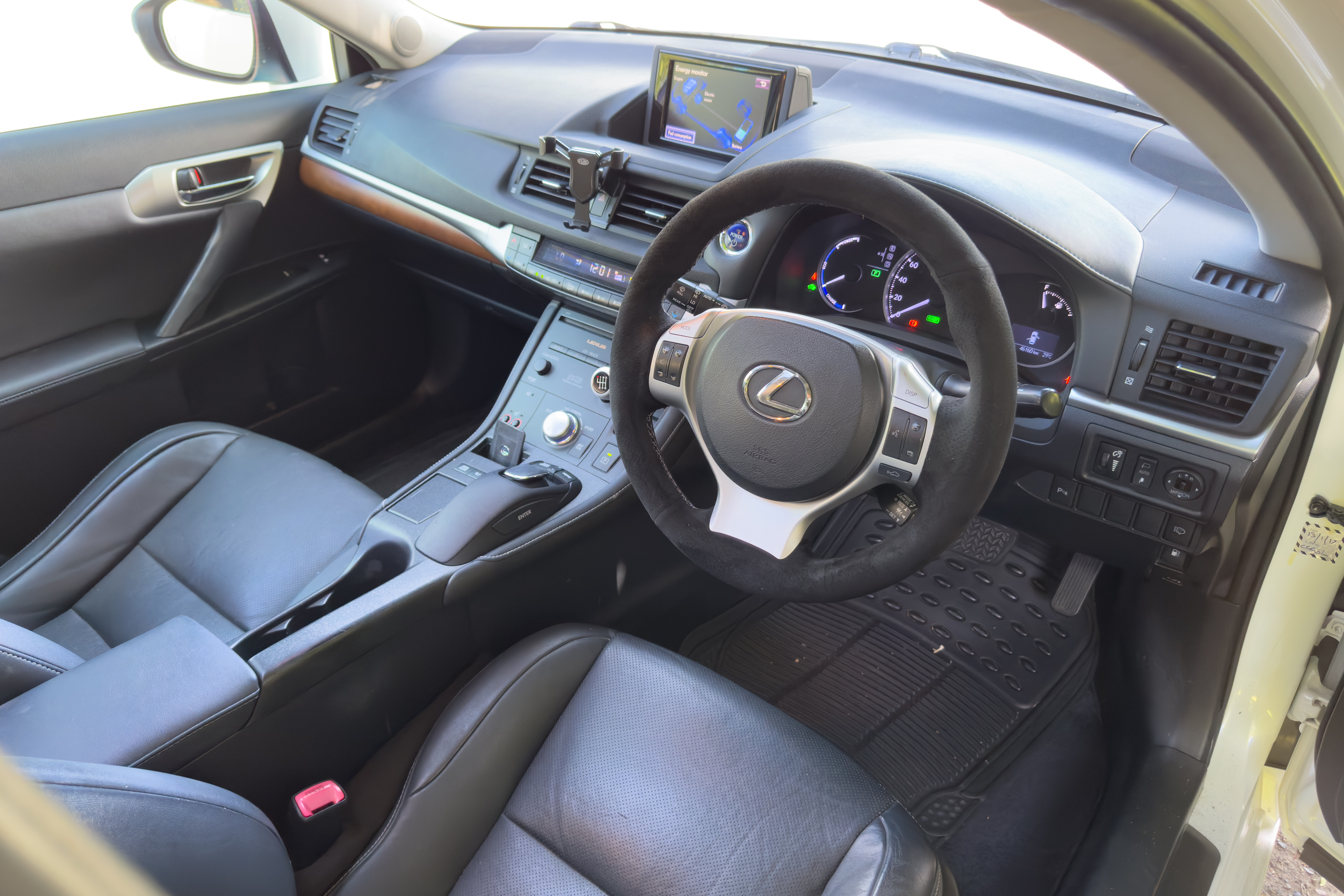 Car Image 15