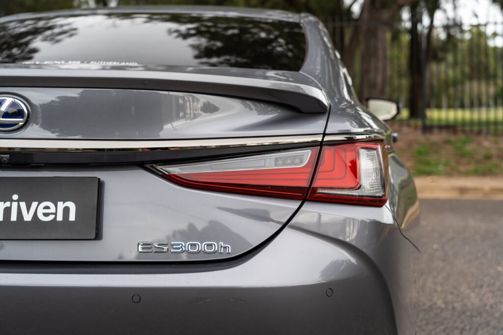 Car Image 11