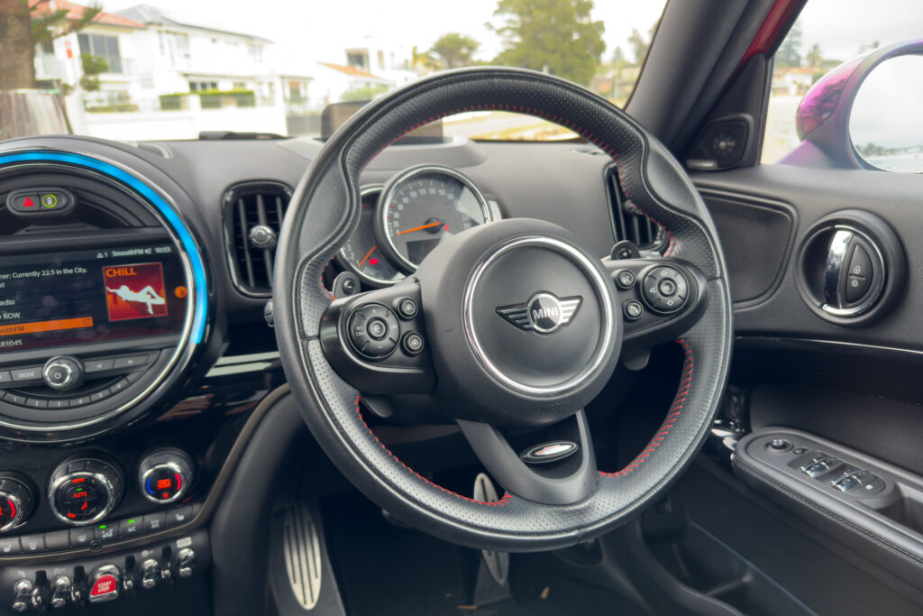 Car Image 13