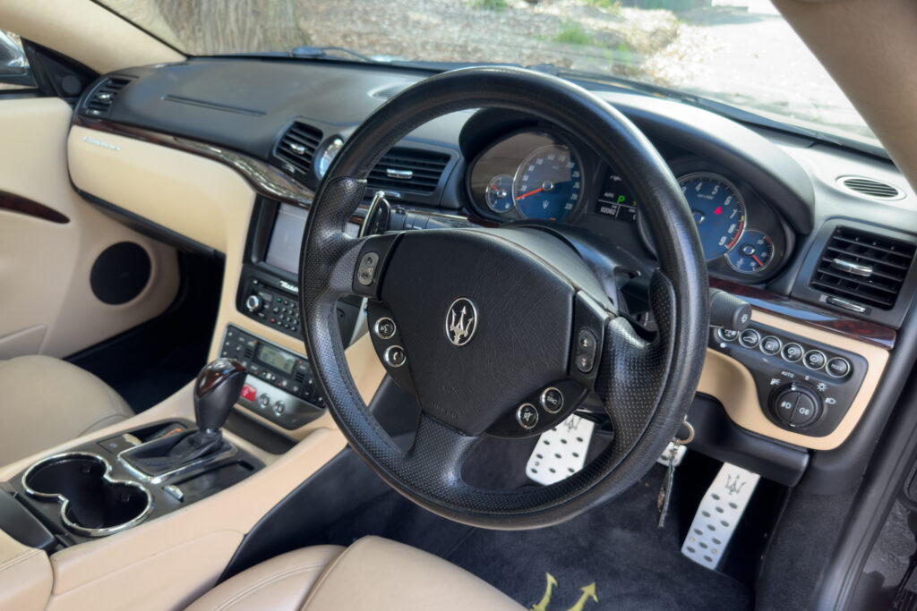 Car Image 22
