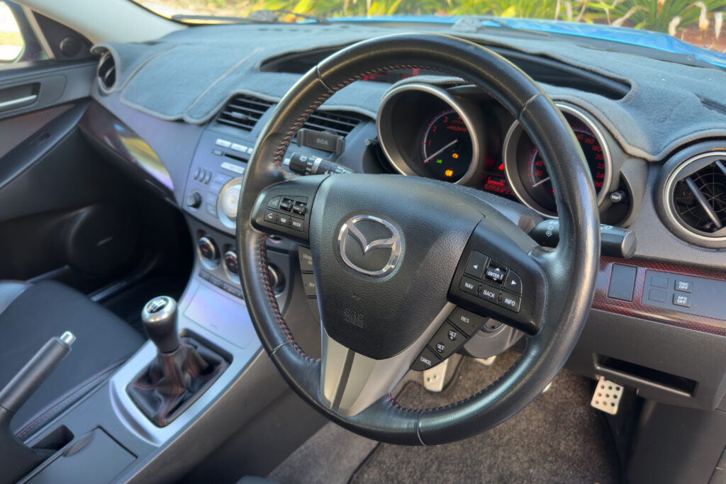 Car Image 18