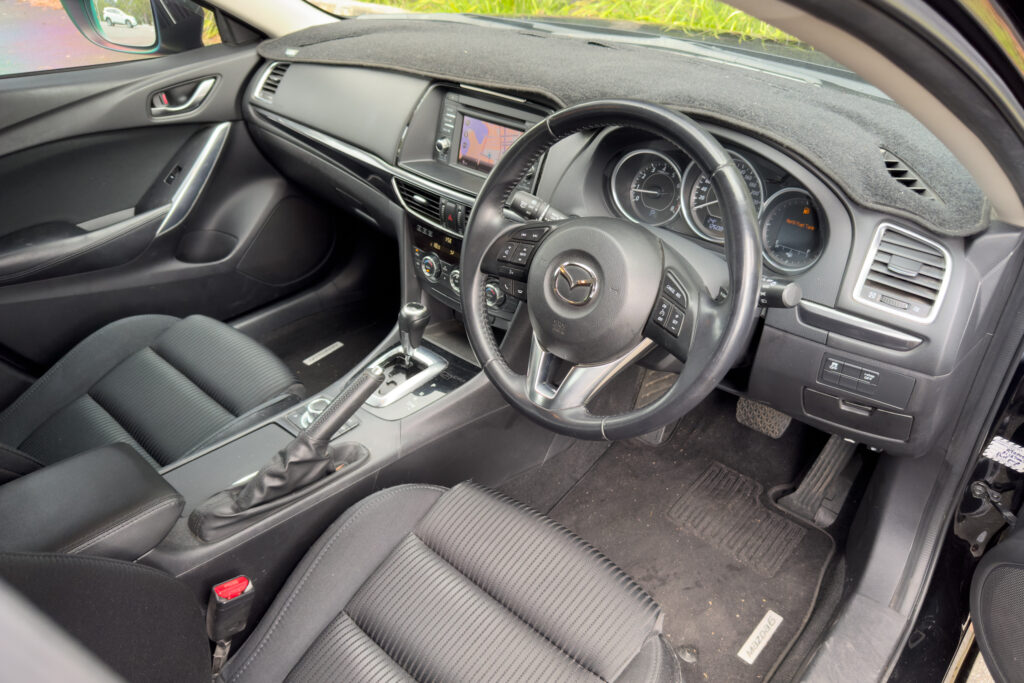 Car Image 11