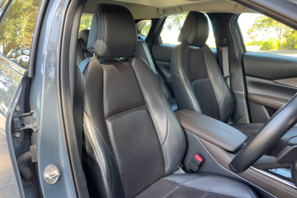 Car Image 18