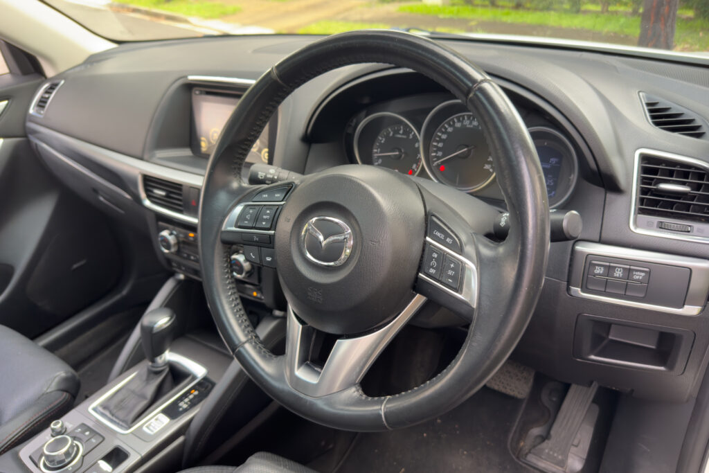 Car Image 11