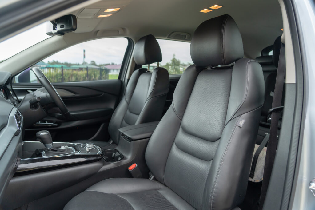 Car Image 14