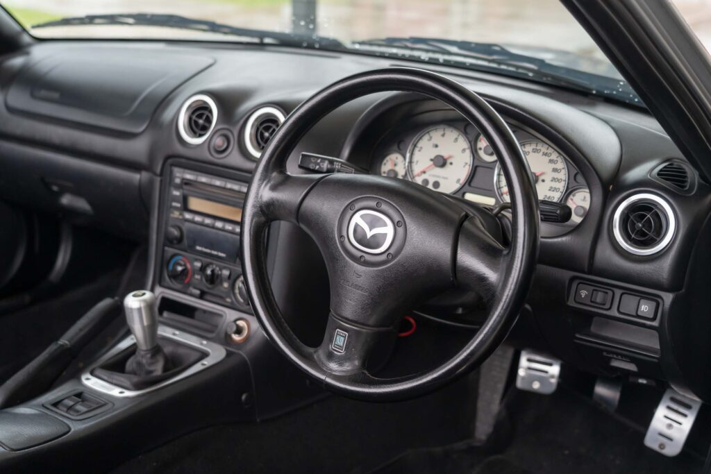 Car Image 17