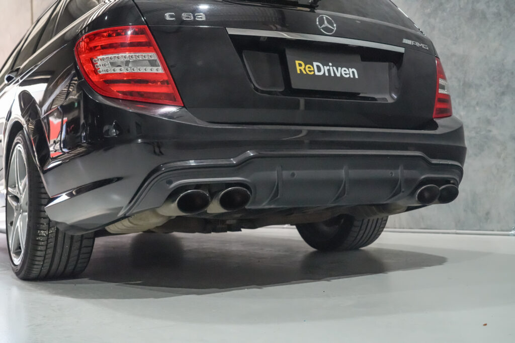 Car Image 9