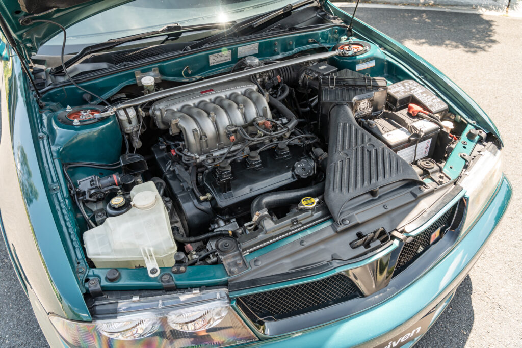 Car Image 16