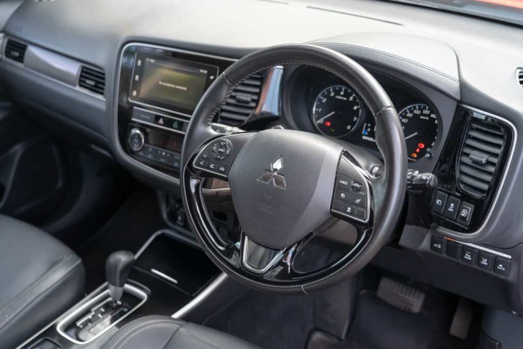 Car Image 15