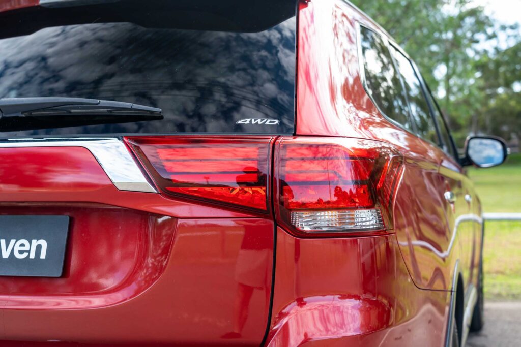 Car Image 12