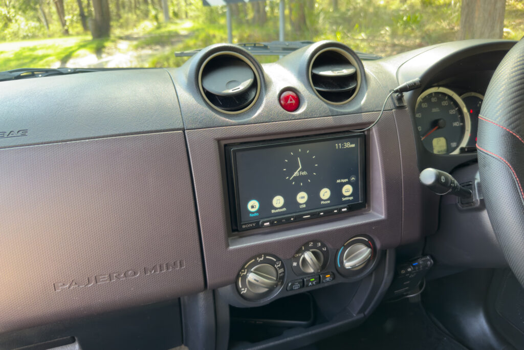 Car Image 14