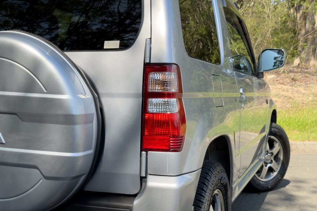 Car Image 11