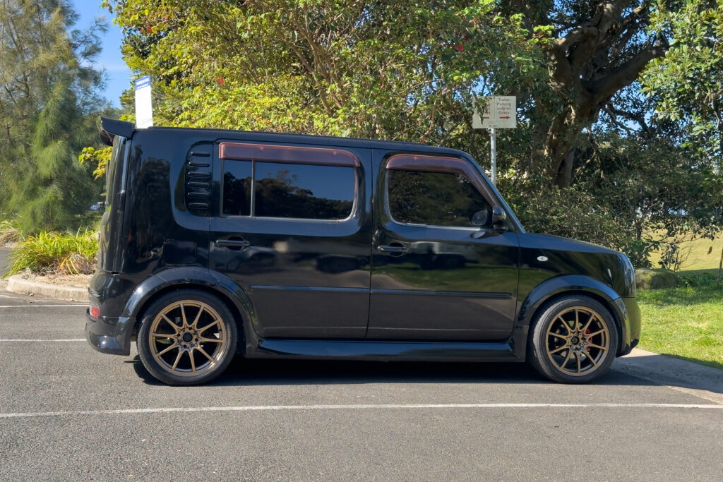 Car Image 13