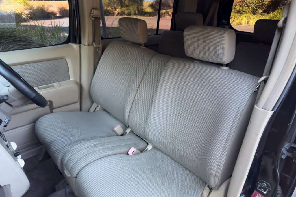 Car Image 16