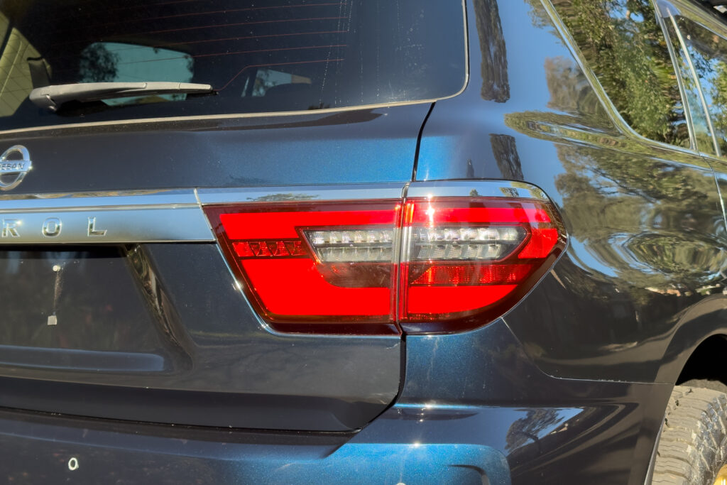 Car Image 16