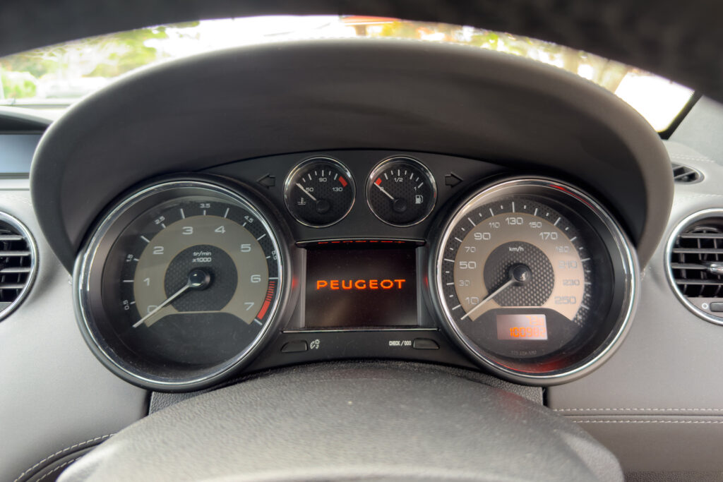 Car Image 15