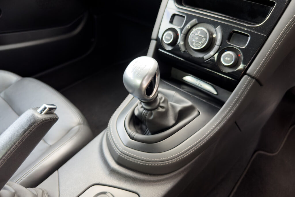 Car Image 17