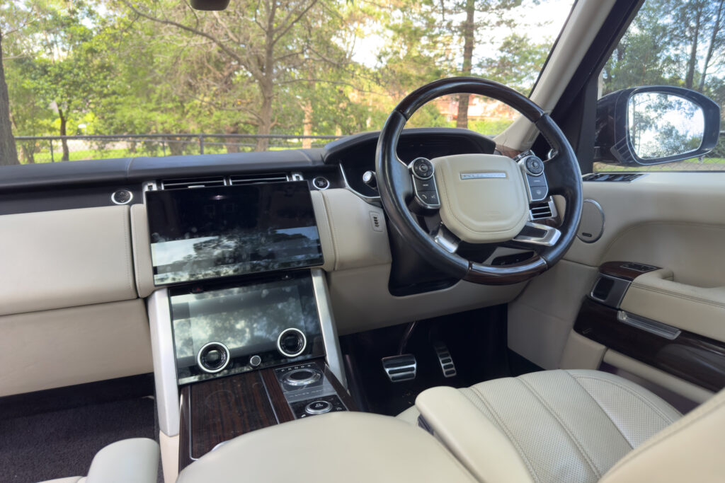 Car Image 12