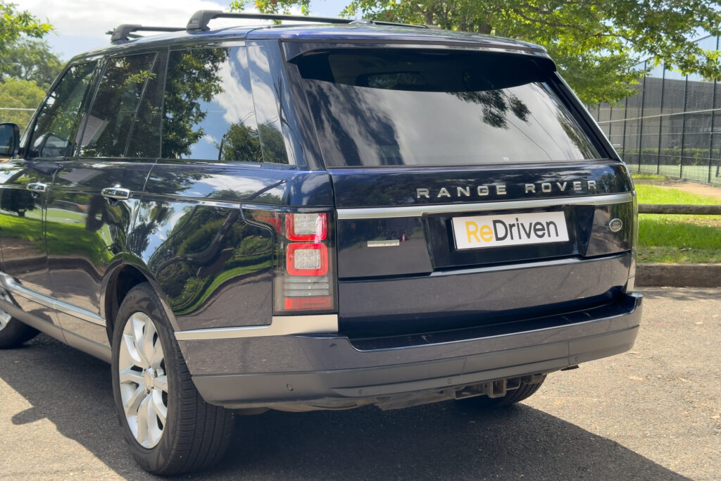 Car Image 11