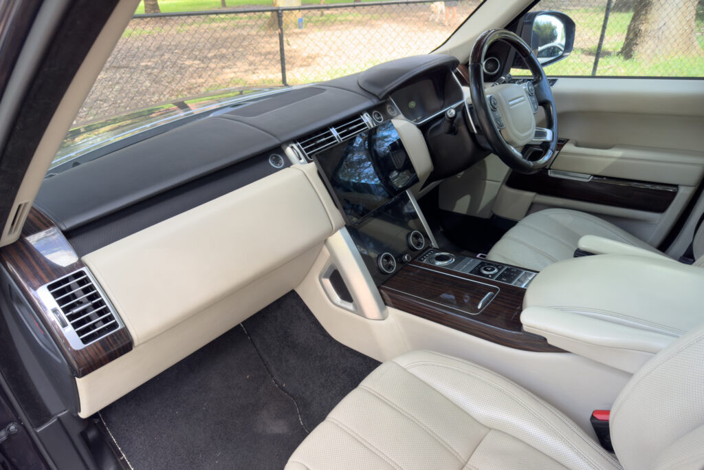 Car Image 4