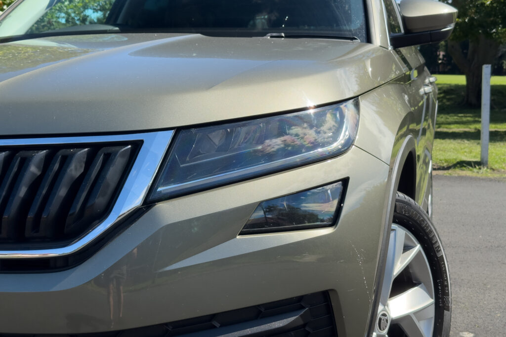 Car Image 16
