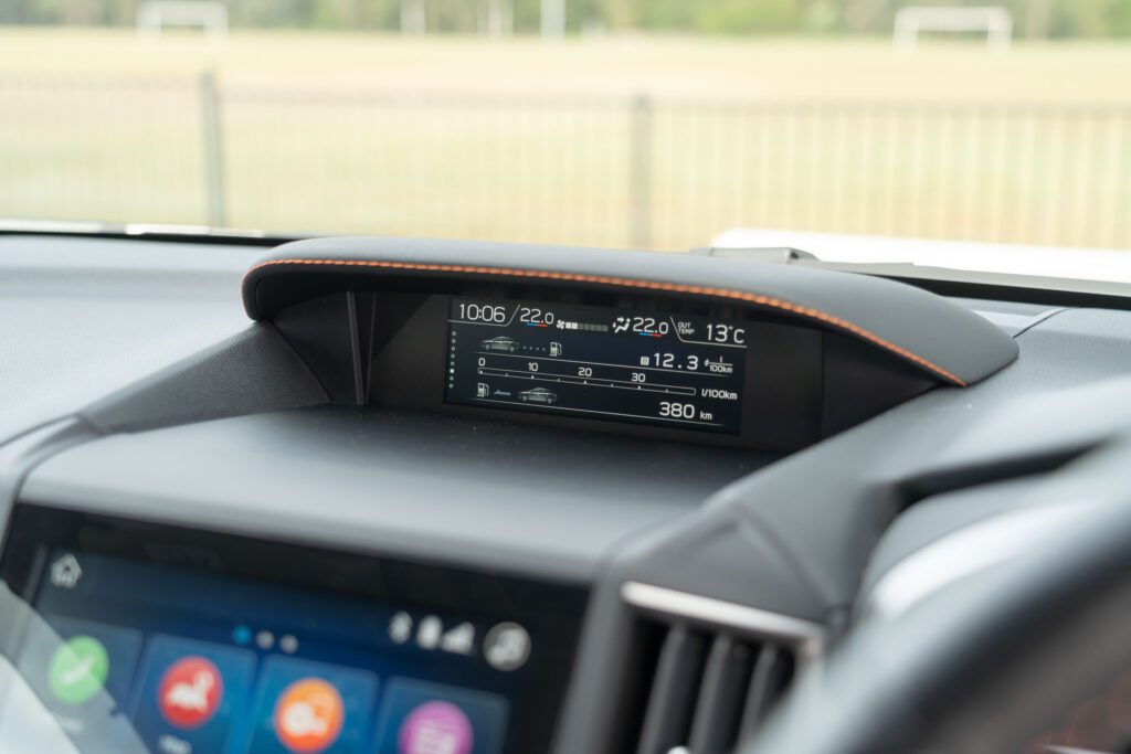 Car Image 16