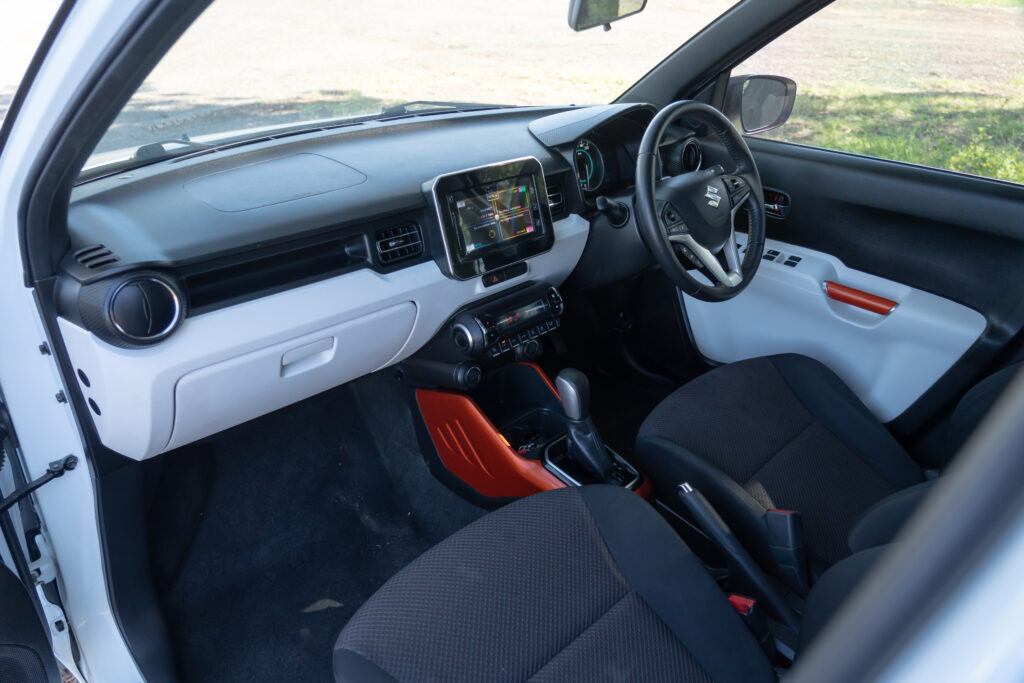 Car Image 10