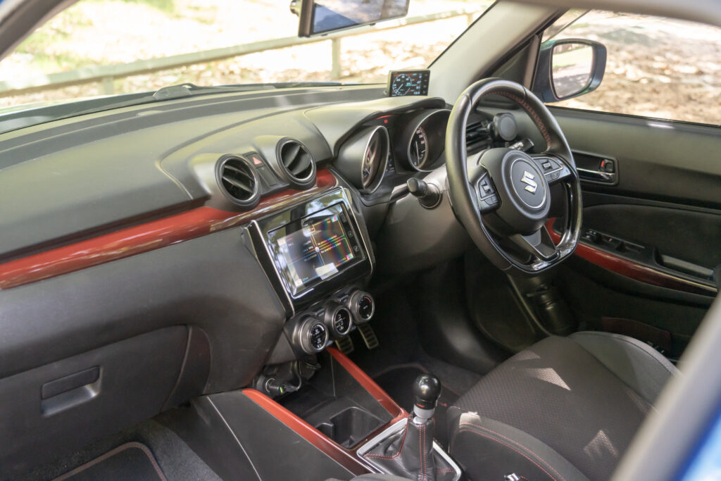 Car Image 18