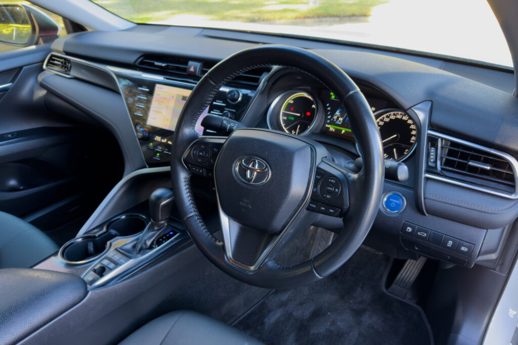 Car Image 18