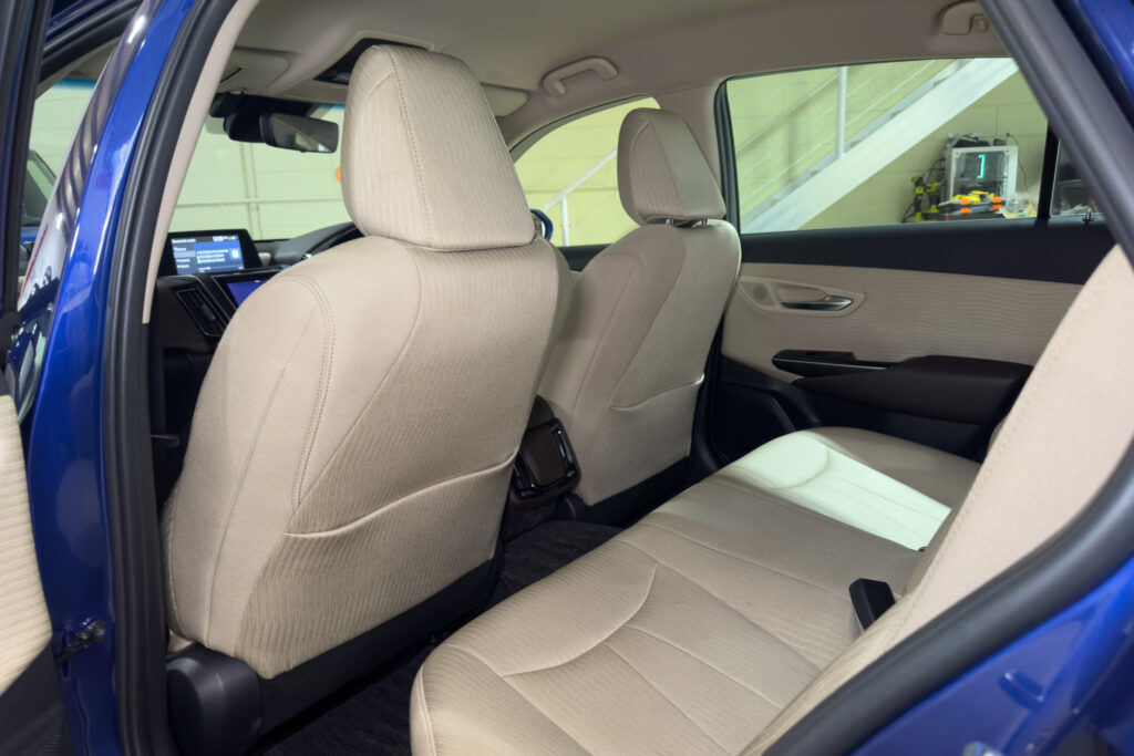 Car Image 18