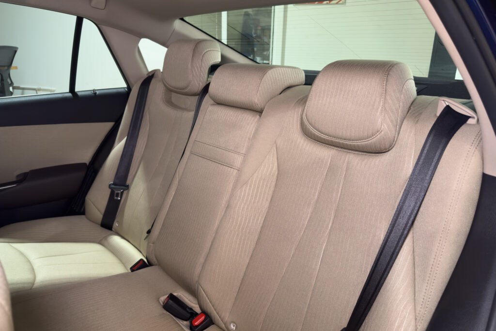 Car Image 19