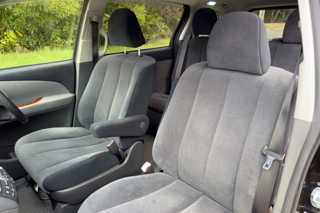 Car Image 13