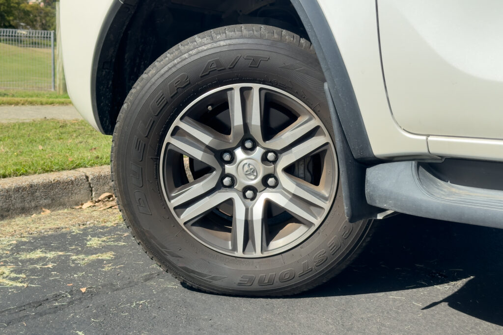 Car Image 10