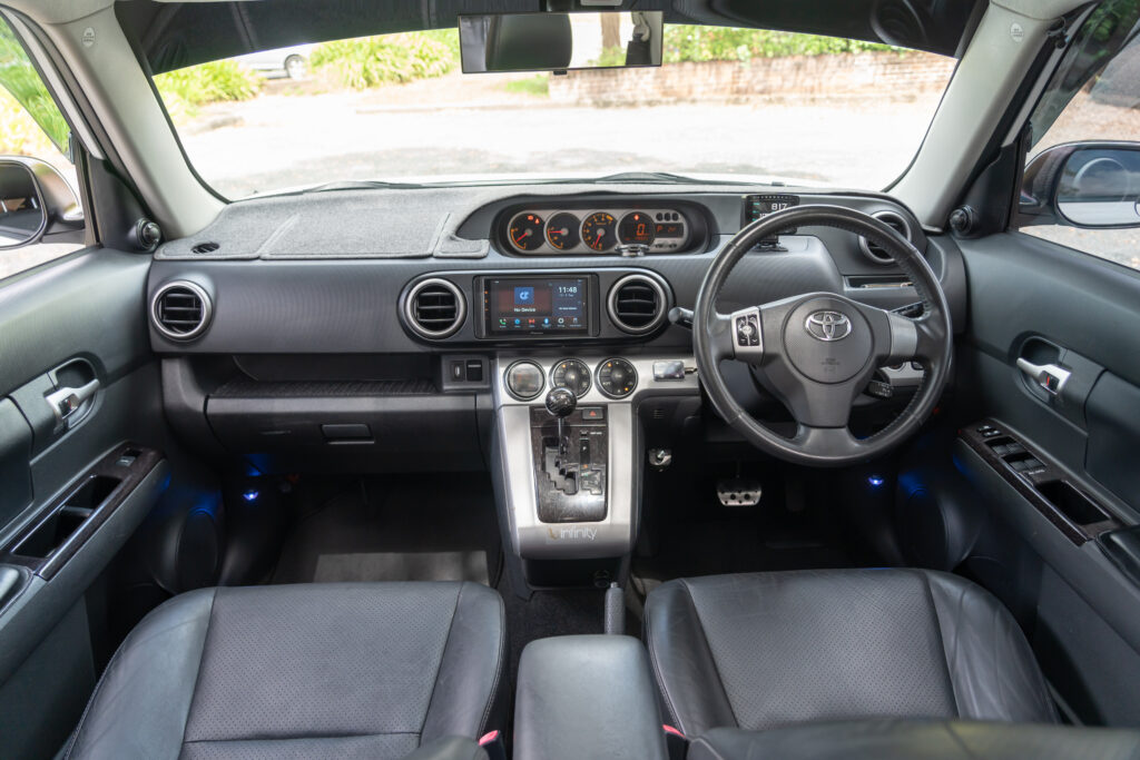 Car Image 12