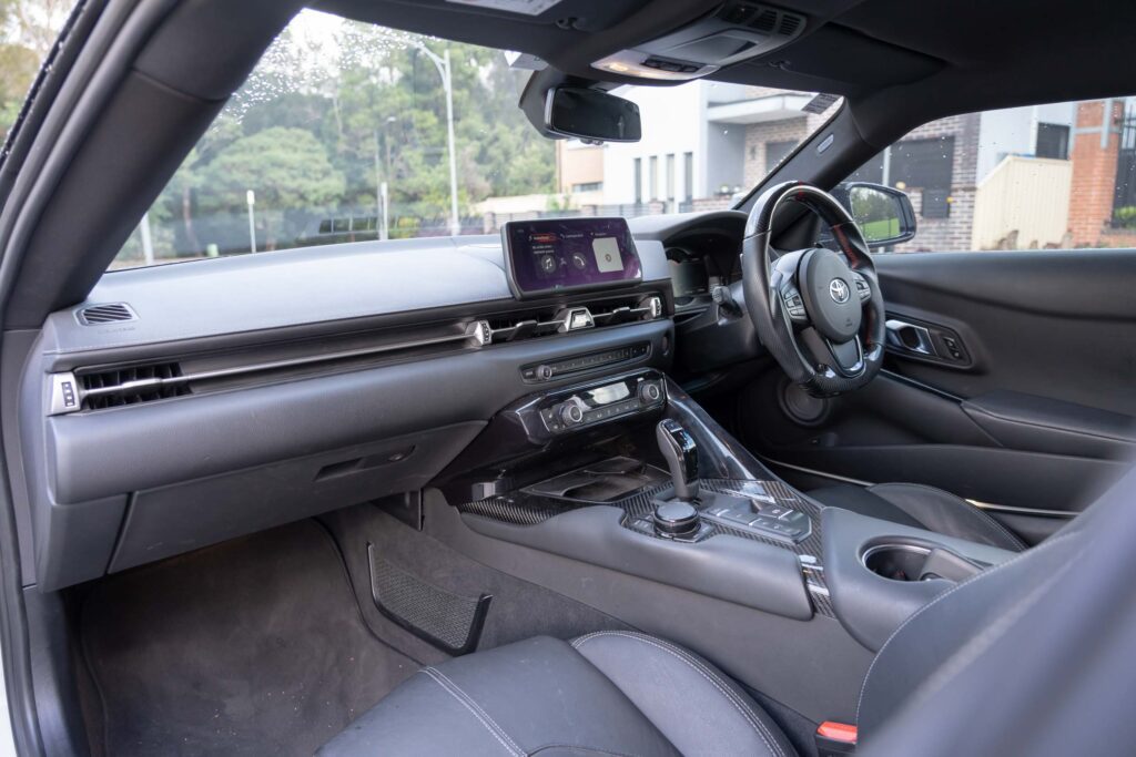 Car Image 18
