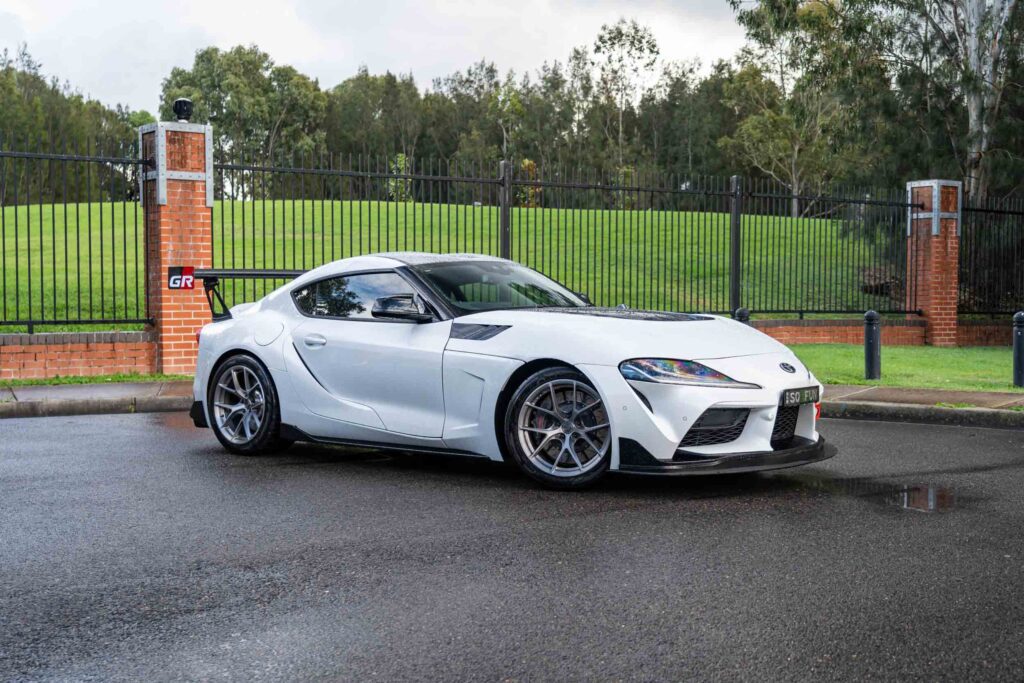 Car Image 9